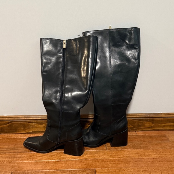 Vince Camuto Size 6.5 Extra Wide Calf Black Leather Knee-High Boots - Picture 1 of 3